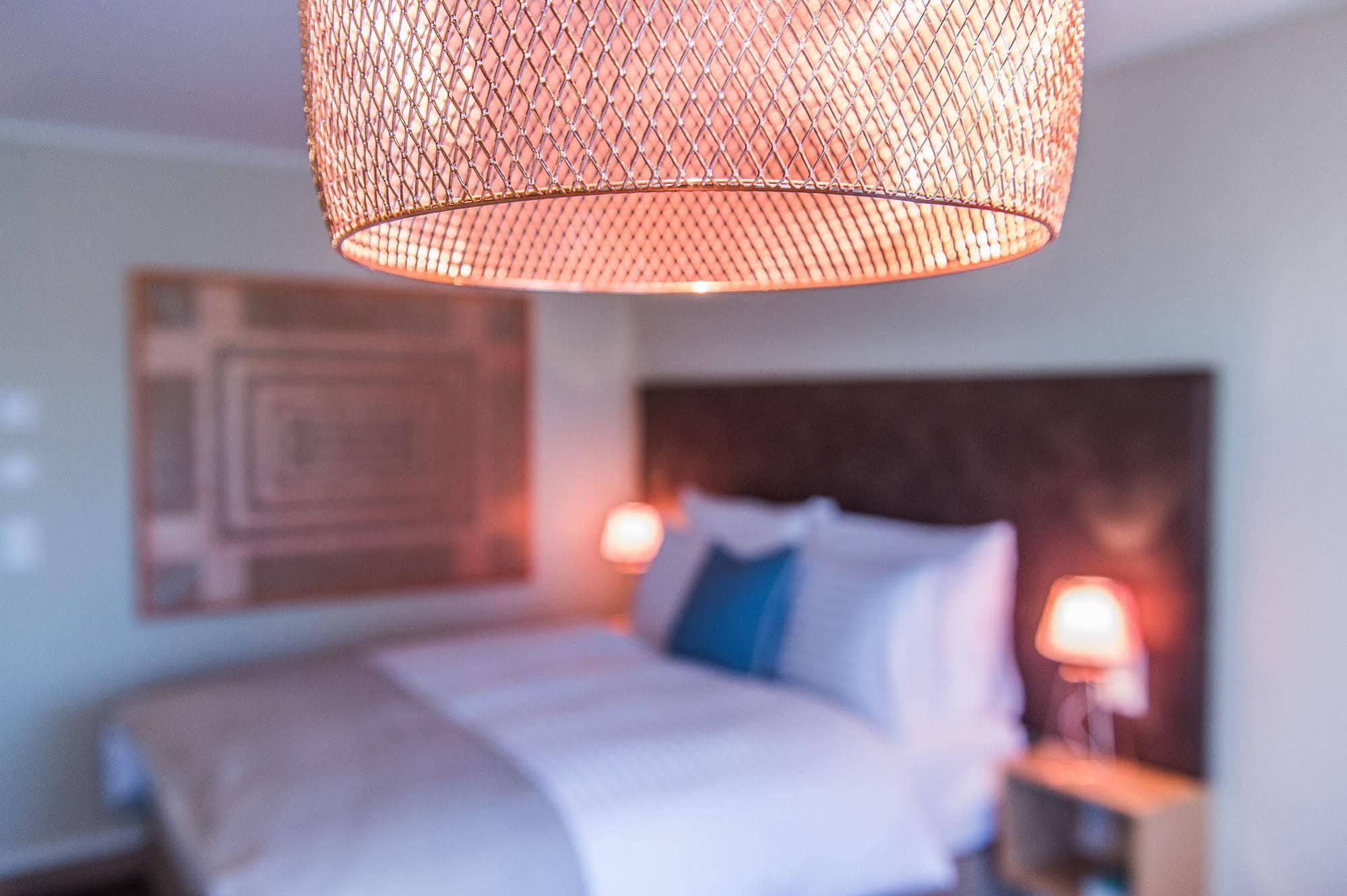 Hotel My Way Zuerich 瓦利塞伦 外观 照片