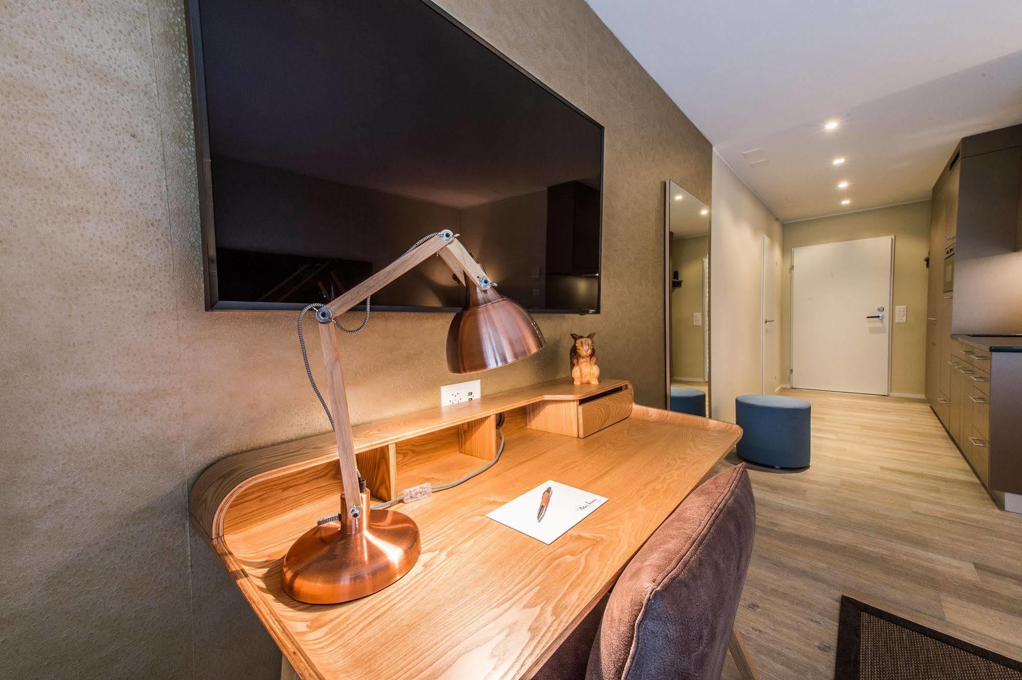 Hotel My Way Zuerich 瓦利塞伦 外观 照片